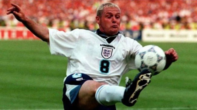 Paul Gascoigne se mantiene estable tras ser hallado semiconsciente en su casa