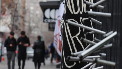   Carabineros desaloja seis colegios en el centro de Santiago tras tomas 