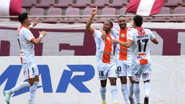 Cobresal volvió al triunfo en la Liga de Primera y estiró la mala racha de La Serena