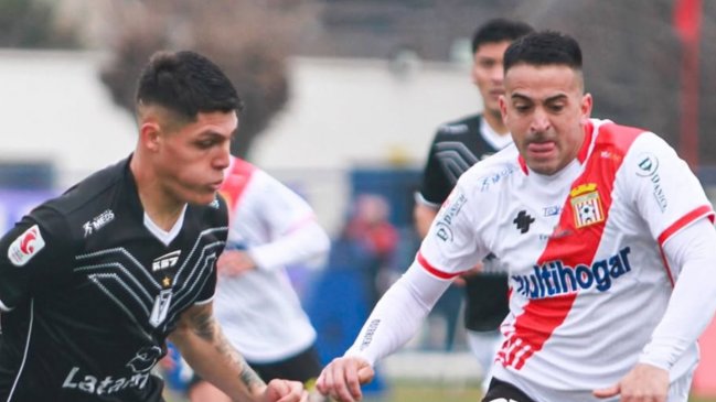 Santiago Morning batió a Curicó Unido en friccionado duelo y tomó otro respiro en el Ascenso