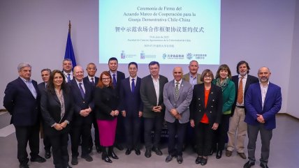   Chile y China firman acuerdo para construir primera Granja Demostrativa en Maipú 