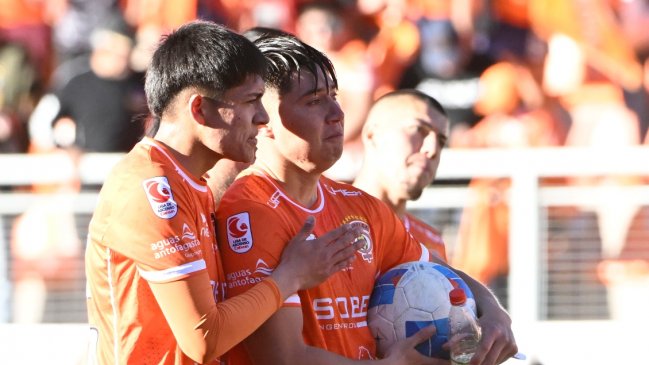 Cobreloa goleó a Rangers y le metió presión a los líderes en el Ascenso