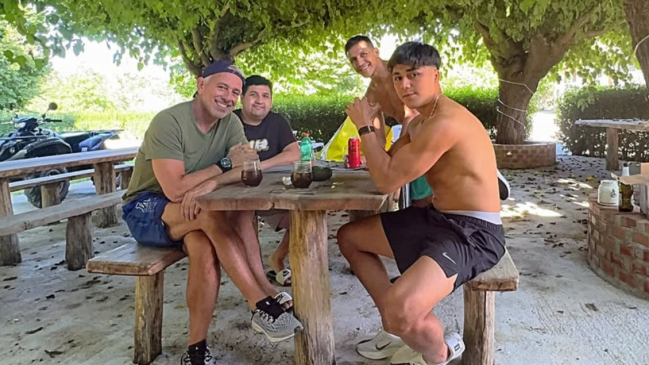 ¿Y la pretemporada? Alexis compartió un asado con Felicevich y Damián Pizarro