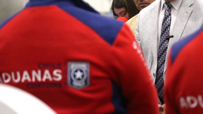 Formalizan a funcionario de Aduanas por contrabando de más de un millón de dólares