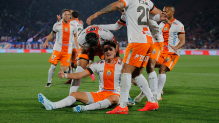   Diego Coelho amargó a la U y afirmó a Cobresal en la zona de Copa Sudamericana 