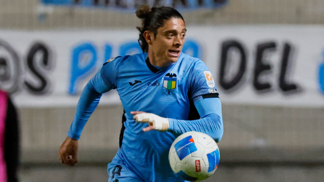 Meneghini confirmó que Montecinos se borró del duelo con La Calera por opción en Colo Colo