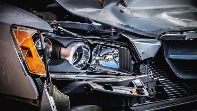 Accidentada persecución cruzó Santiago de sur a norte: Un conductor y cinco carabineros heridos