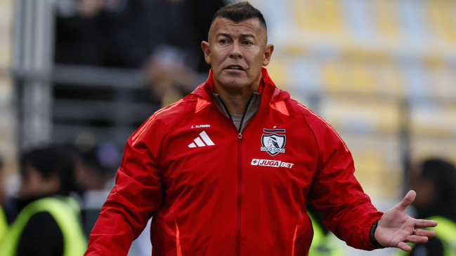 Almirón disparó contra el arbitraje: No nos perdonan que ganamos el campeonato del año pasado