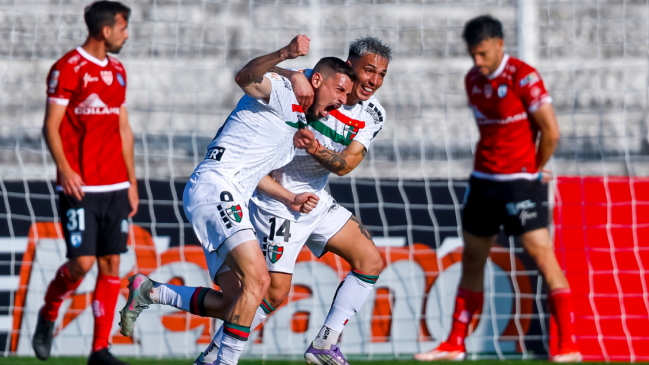Palestino golpeó aún más al colista Iquique y se afirmó en la parte alta de la Liga de Primera