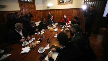 Negociación parlamentaria trabada: FA exige 40 cupos