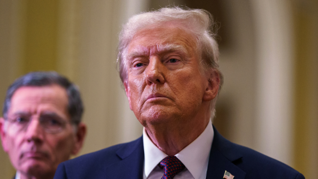 Trump cesó a director de Servicio de Impuestos tras solicitar datos de indocumentados