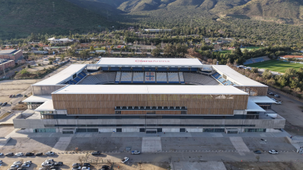   Alcaldesa de Las Condes tras autorización al Claro Arena: Todo lo pendiente fue resuelto por Cruzados 