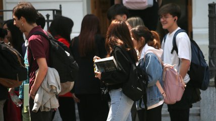   Creciendo Juntos: Avances y desafíos en el Día Internacional de la Juventud 