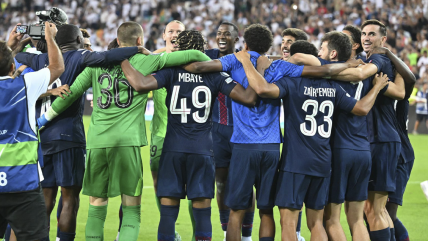   PSG vino desde atrás para quedarse con la Supercopa de Europa ante Tottenham en Udine 