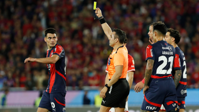 Piero Maza fue protagonista de polémica en el duelo entre Cerro Porteño y Estudiantes