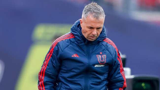 Gustavo Alvarez: No puede estar nueve años sin salir campeón Universidad de Chile