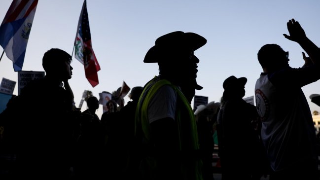 EE.UU. evaluará moralidad y redes sociales de solicitantes migratorios