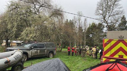  Adolescente y adulto desaparecieron arrastrados por río Pilmaiquén durante 