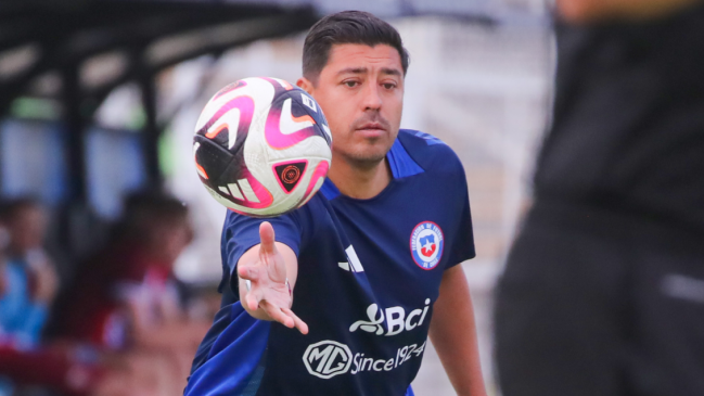 La nómina de la selección chilena para los duelos clasificatorios ante Brasil y Uruguay