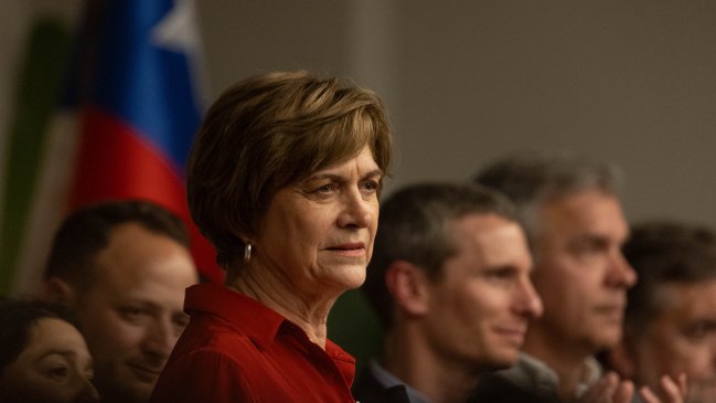 Matthei criticó afán de Kast por cercenar la reforma de pensiones: 