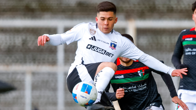 Colo Colo probó cambio de esquema para el Superclásico ante la U