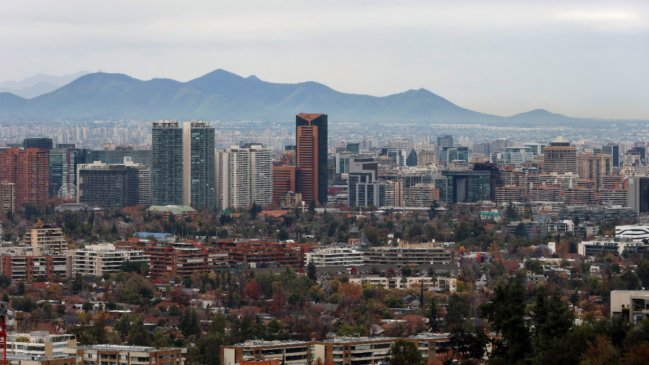La Región Metropolitana respira mejor: Contaminación baja un 66% en 10 años