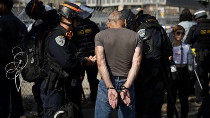   Jueza bloqueó las deportaciones rápidas en todo EE.UU. por violar el debido proceso 