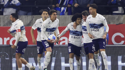   Universidad Católica extendió su racha triunfal tras derribar a Cobresal en el Claro Arena 