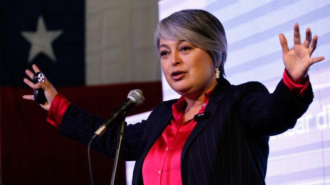 Comando de Jara busca superar tensiones con el PC y enfocar esfuerzos en la campaña