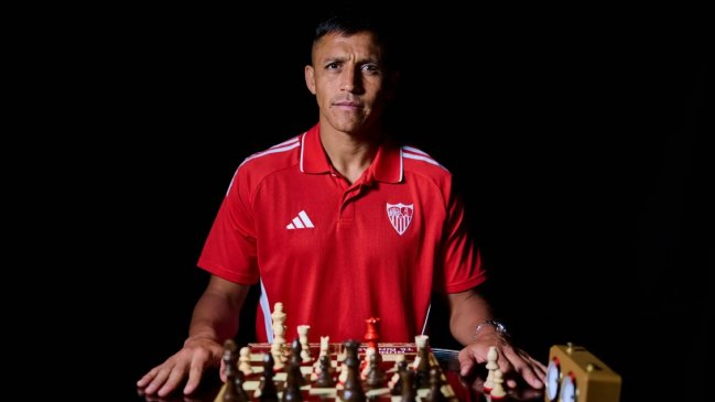 Director deportivo de Sevilla: Alexis nos puede aportar su experiencia y personalidad