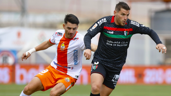 Palestino cayó ante Cobresal en duelo pendiente y le perdió pisada al líder Coquimbo Unido
