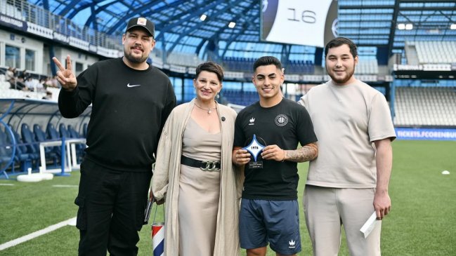 Jordhy Thompson se alzó como el Mejor Jugador de agosto en Orenburg