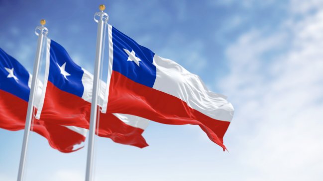 Fiestas Patrias 2025: ¿Cuándo es obligatorio izar la bandera chilena?