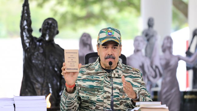 Maduro vuelve a decretar adelanto de la Navidad en Venezuela para octubre