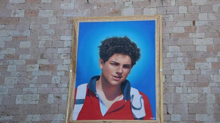   Fray chileno que custodia cabellos de Carlo Acutis: Ahora que es santo, vienen fieles con mucha devoción 