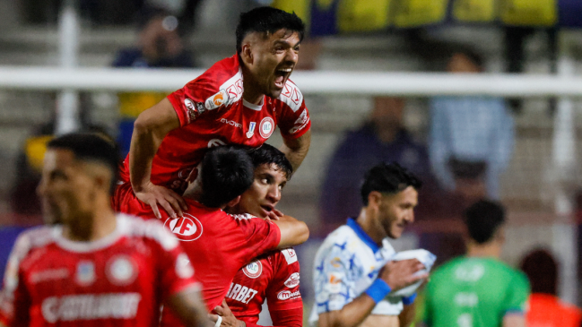 Unión La Calera cortó su larga sequía con triunfal estreno de Cicotello ante Everton