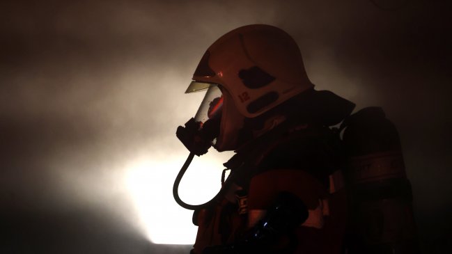 Cinco viviendas destruidas tras incendio en el Cerro Larraín de Valparaíso