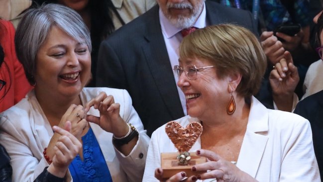 Sepúlveda: Desde Bachelet no veía un fenómeno como el de Jara en terreno
