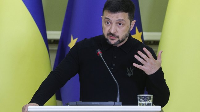 Zelenski dice estar dispuesto a dejar el poder tras la guerra