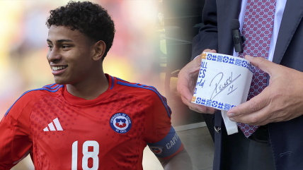   El capitán Juan Francisco Rossel recibió jineta de cobre antes del Mundial sub 20 