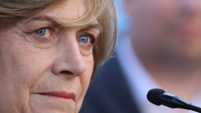 Eyzaguirre a Matthei: Condicionar el Presupuesto es salirse de la cancha