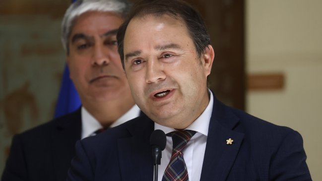 Sauerbaum y Presupuesto 2026: Hay que dejar 300 millones de dólares a disposición del próximo Gobierno