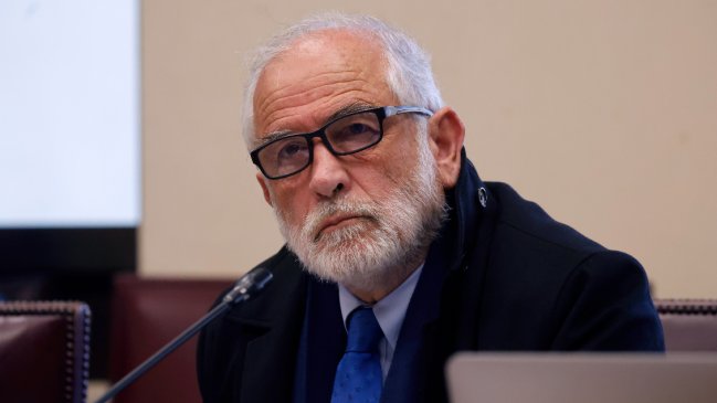 Ministro Montes anunció auditoría en el Serviu Metropolitano por millonarias deudas