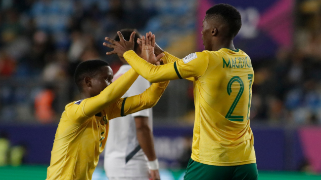 Mundial Sub 20: Sudáfrica goleó a Nueva Caledonia y luchará en la última fecha por el cupo a octavos