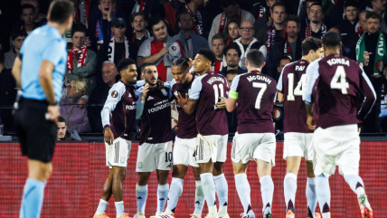   Aston Villa doblegó a Feyenoord y sumó su segundo triunfo en la Europa League 