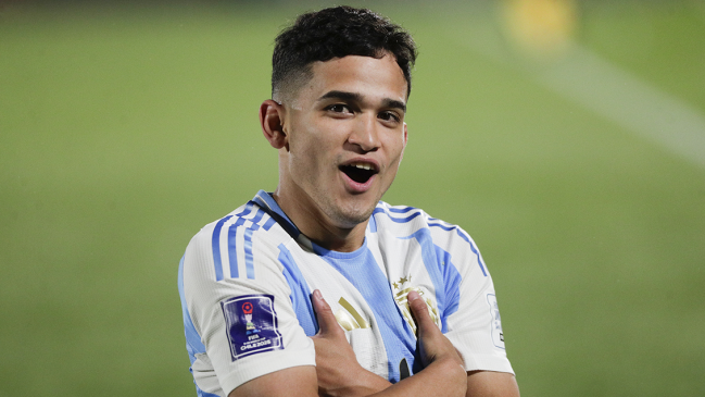 Argentina superó a Italia y se alzó con el liderato de su grupo en el Mundial Sub 20