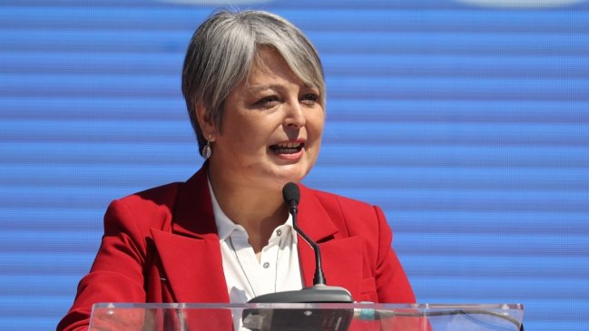 Comando de Jara desdramatiza crítica del Presidente Boric a programa de Kast