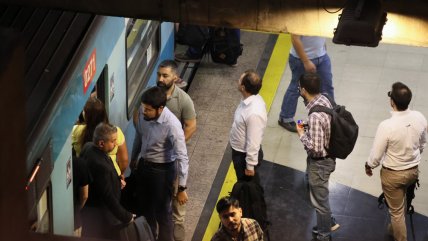   Metro informó que la Línea 5 retomó el servicio tras emergencia por persona en las vías 