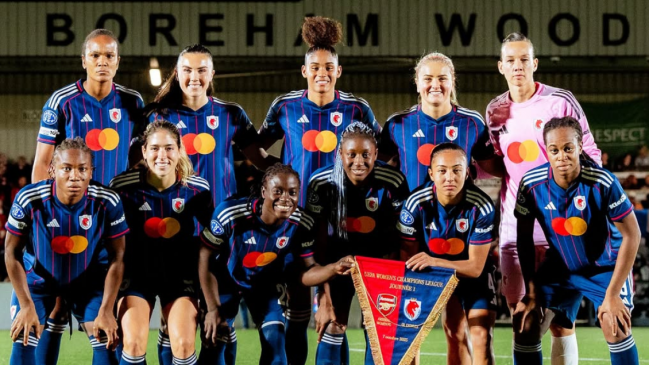 Lyon de Christiane Endler tuvo debut triunfal en la Champions Femenina al batir al campeón Arsenal