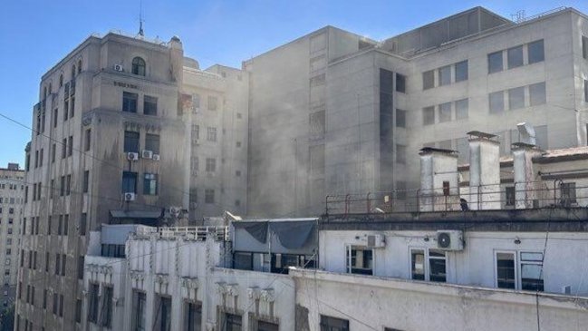 Emanación de humo afectó a edificio contiguo al Ministerio de Justicia
